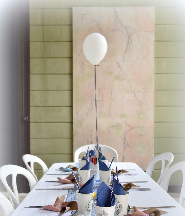 Le Chateau De Bressey & Son Orangerie Екстер'єр фото